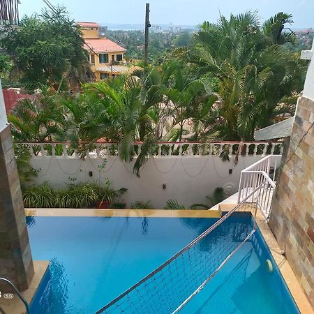 Ocean Suite Goa Dona Paula Exterior foto